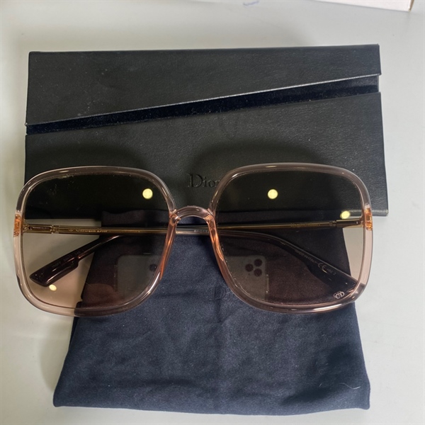 Kính Dior đỏ hồng KG+