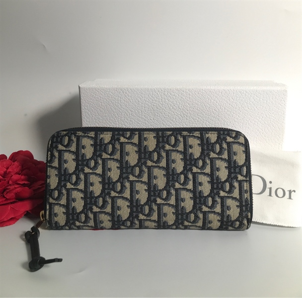 Ví Dior khoá vàng dài KG+