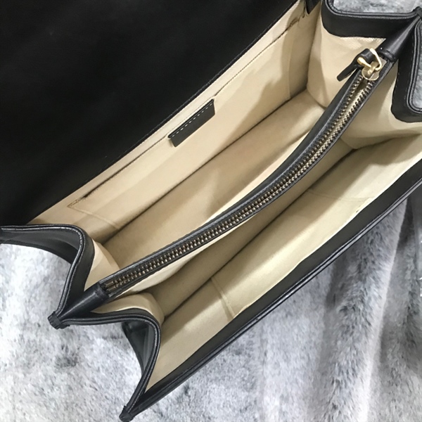 Túi xách GG đen đầu rồng , quai trúc +