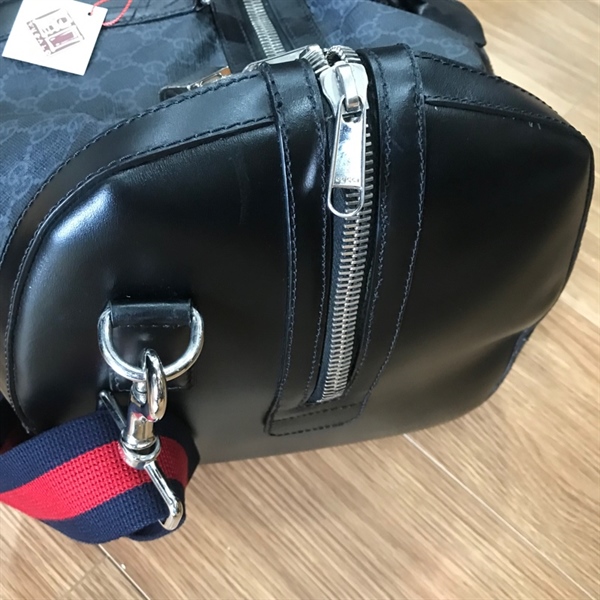 Túi du lịch Gucci màu xanh đen +