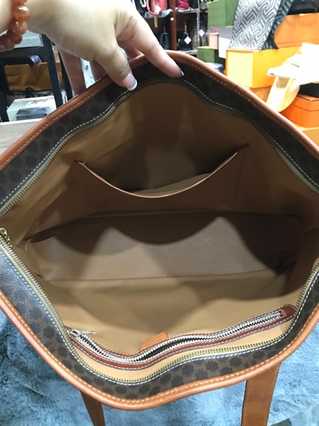 Túi tote Celine nâu đậm KG+