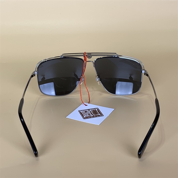 Kính Versace bầu trắng KG+