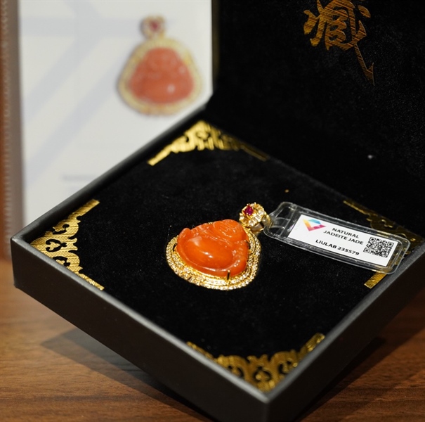 Mặt cẩm huyết 235579 +