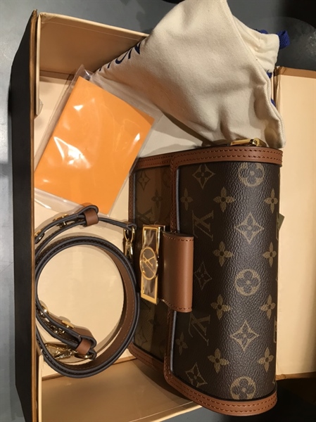 Túi LV hoa nâu nắp gập size 20cm KG+