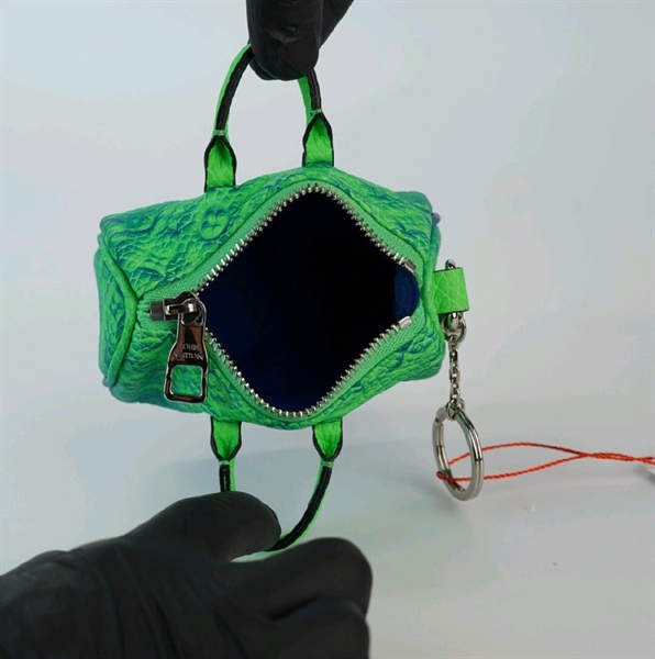 Móc khoá LV xanh omber +