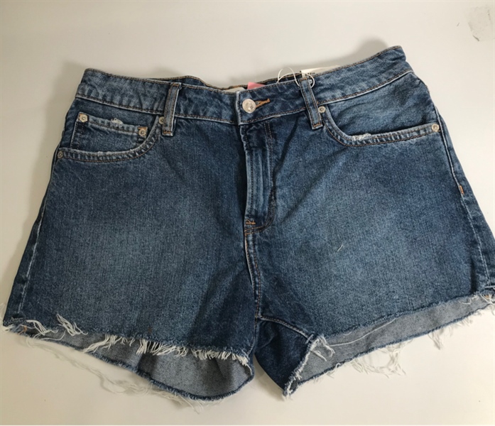 Quần đùi jean Mango denim size 38 KG+