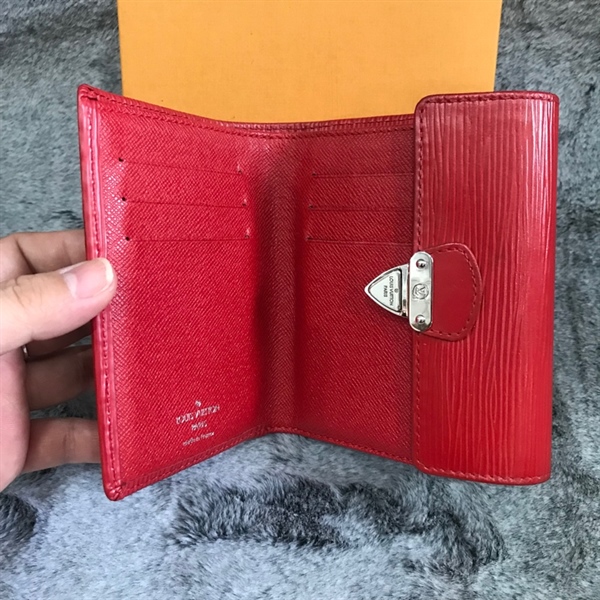 Ví LV vân đỏ KG+