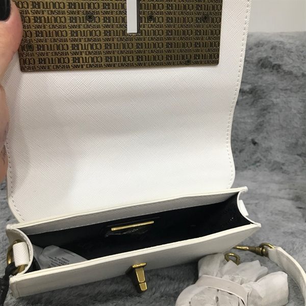 Túi Versace Trắng Chữ Vàng KG+