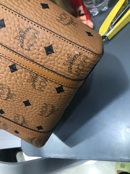 Túi Tote MCM Vàng 19cm KG+