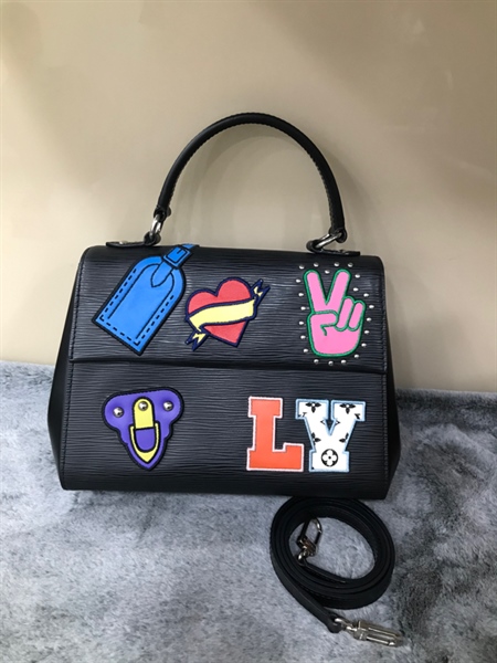 Túi LV Clunny đen lòng tím họa tiết +