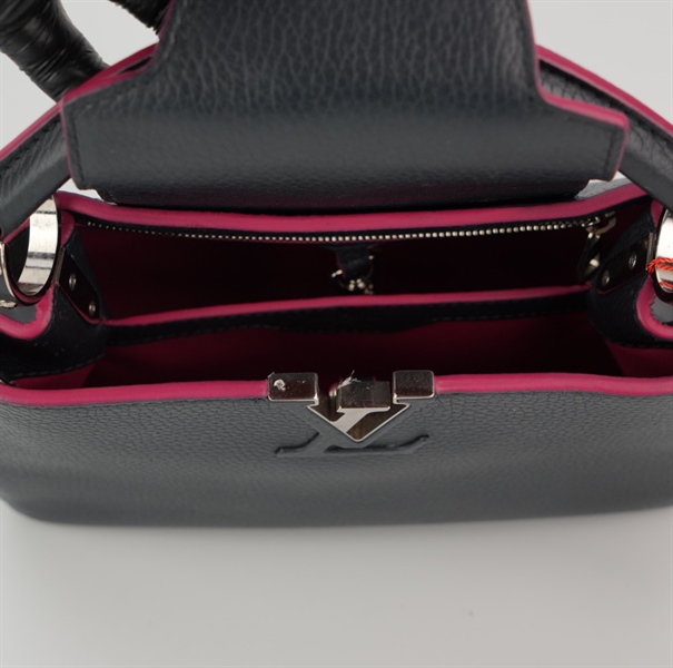 Túi LV capu đen viền hồng (TR4114) sz26+