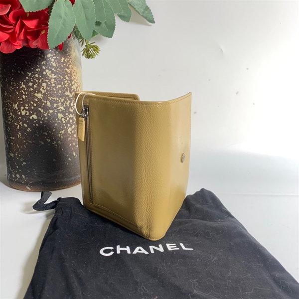 Ví Chanel vàng KG+