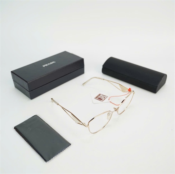 Kính Prada màu vàng OPR52ZV KG+