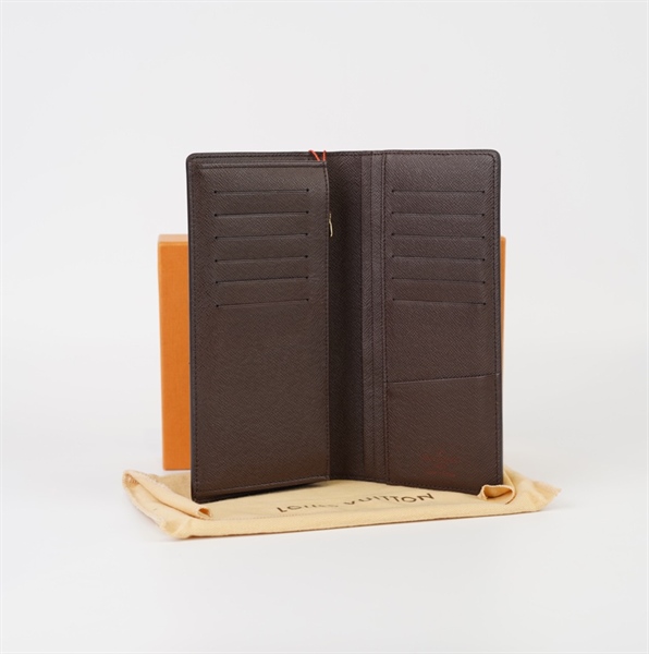 Ví LV dài ô vuông nâu lòng nâu gập 2+