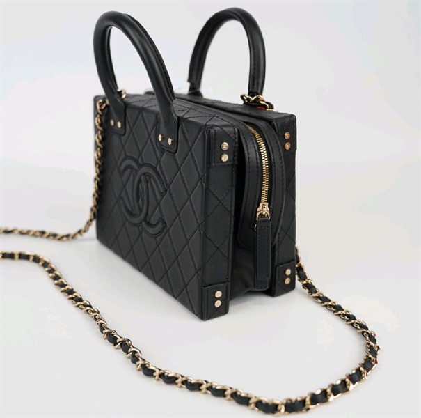 Túi Chanel hộp màu đen KG+