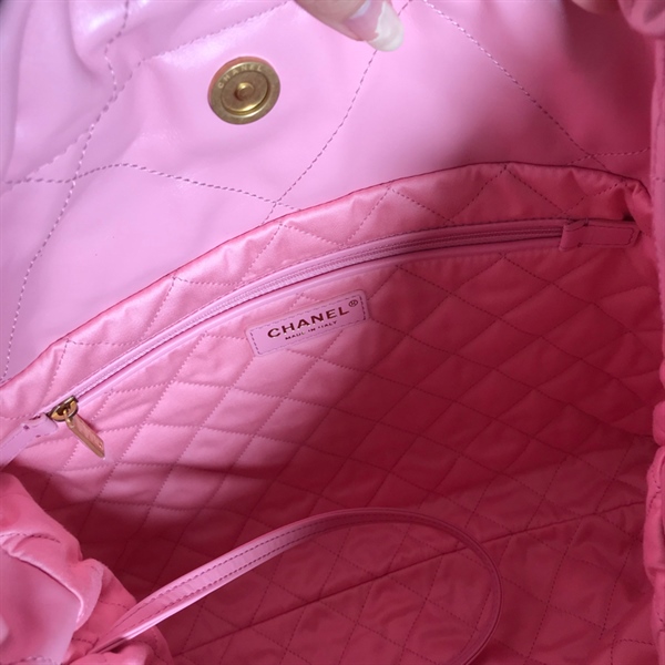 Túi Chanel hồng có pound +