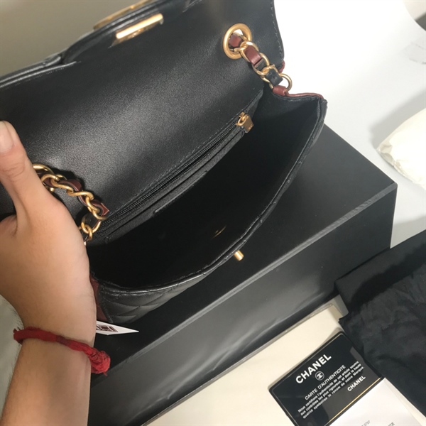 Túi Chanel đen phối đỏ +