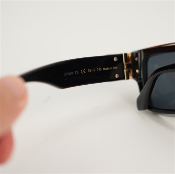 Kính LV đen viền vàng KG+