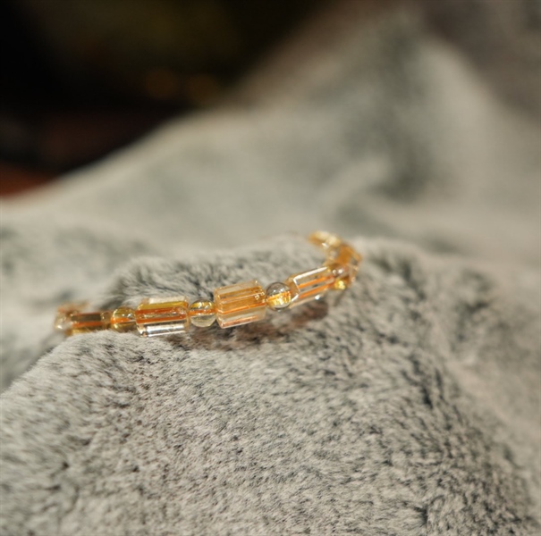 Vòng tay đốt trúc thạch anh tóc vàng VIP 487745 +