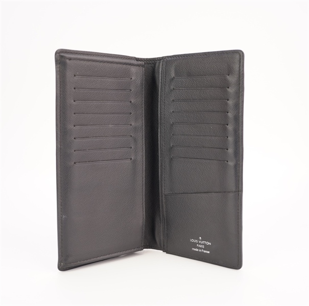 Ví LV dài gập 2 ô vuông đen +