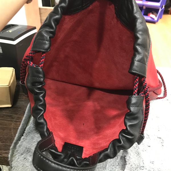 Balo GG đỏ logo vàng +