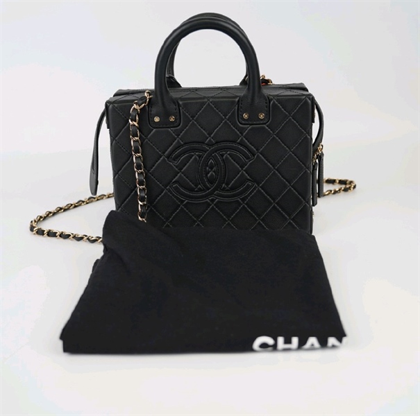 Túi Chanel hộp màu đen KG+