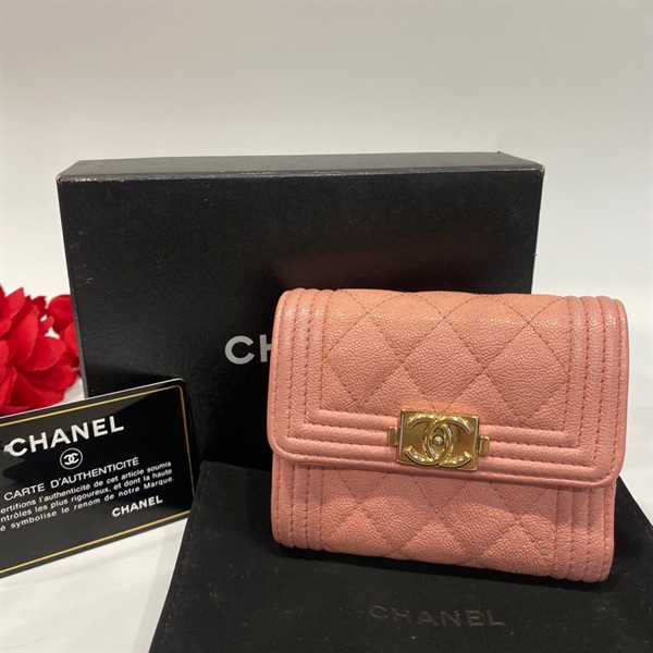 Ví Chanel hồng