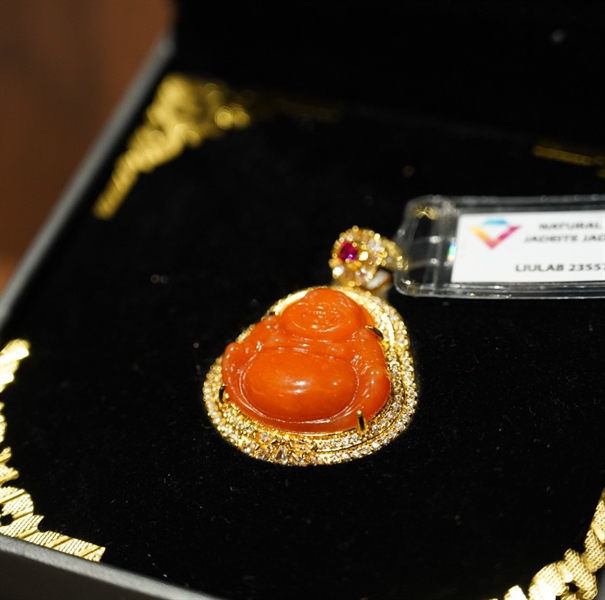 Mặt cẩm huyết 235579 +