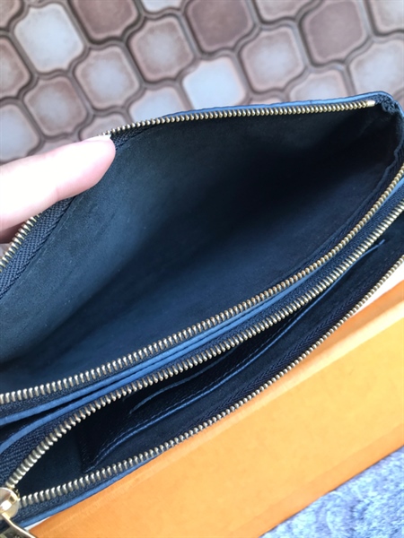 Túi LV Đen 2 Khóa Zip+