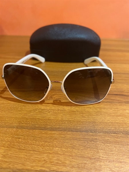 Kính Salvatore gọng trắng sữa KG+