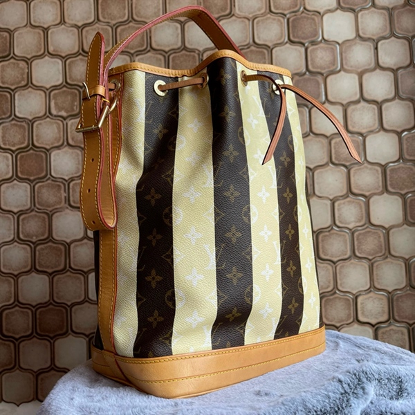Túi toe LV sọc be nâu +