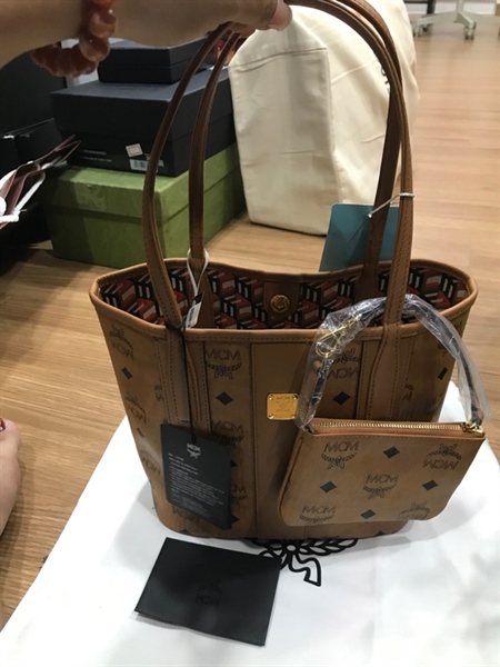 Túi tote MCM nâu vàng kèm pound 22cm+