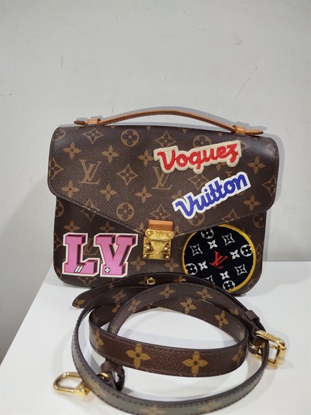 Túi LV Metis Chữ Hồng+