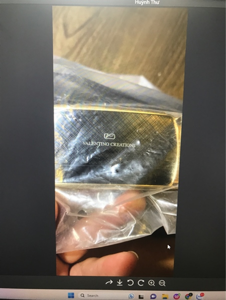 Thắt lưng Valentino