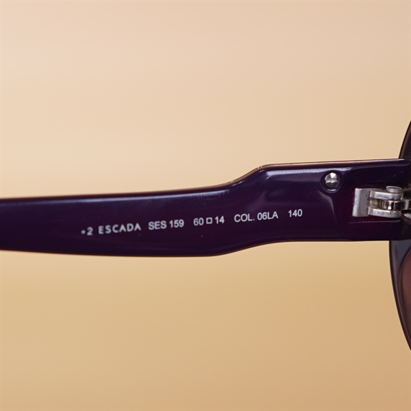 Kính Escada Gọng Tím đen KG+