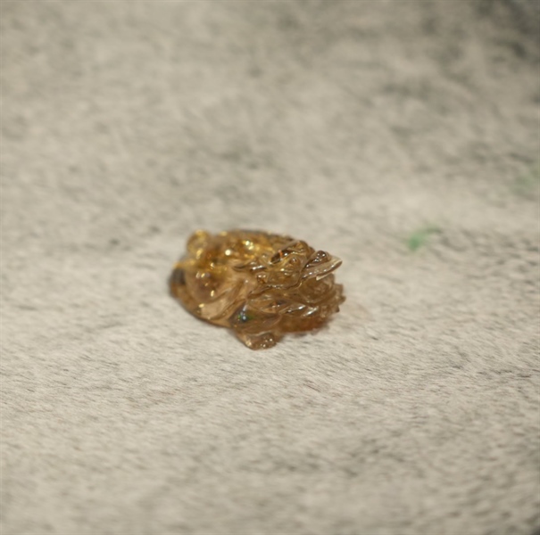 Cụ Long Quy thạch anh tóc vàng VIP 757775+