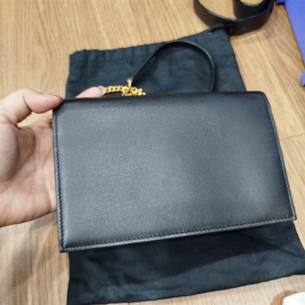 Túi xách YSL đen tua rua 19cm +