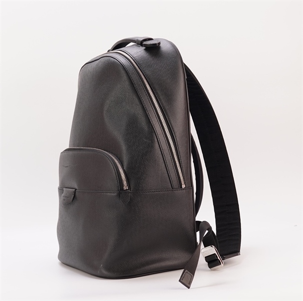 Balo LV màu đen KG+