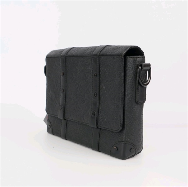 Túi LV hộp hoa đen KG+