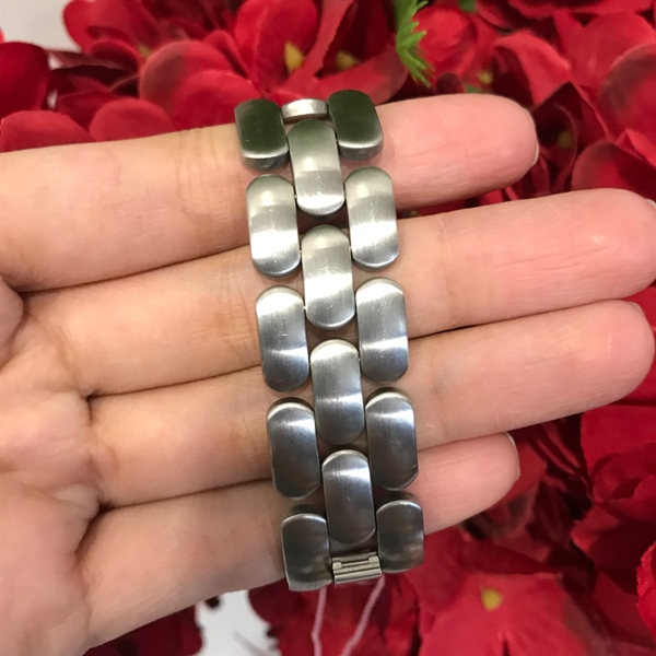 Đồng hồ Raymond well số hột xoàn Trắng KG+