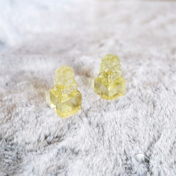 Sư tử thạch anh vàng (s15) +