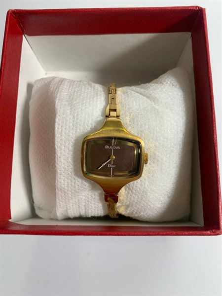 Đồng hồ Dior Bulova KG+