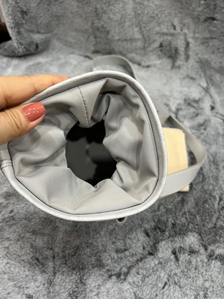 Túi trụ LV trắng KG+