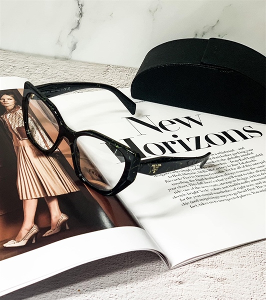 Kính Prada xanh đen KG+