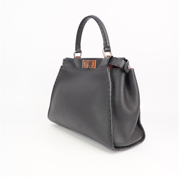 Túi Fendi màu đen sz 32cm KG+