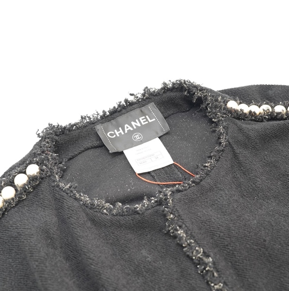 Áo khoác Chanel đính hạt KG+