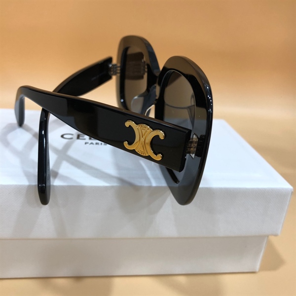 Kính Celine đen logo vàng KG+