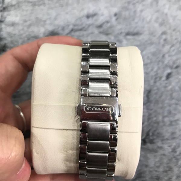 Đồng hồ Coach mặt hồng +