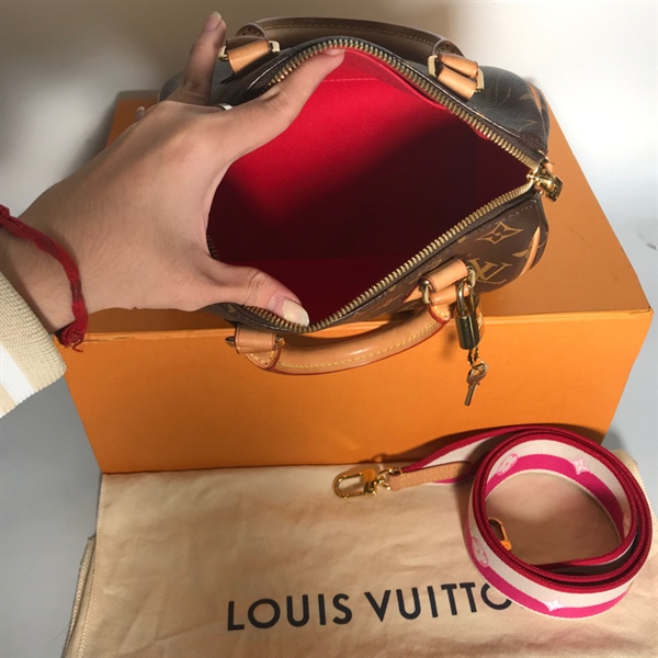 Túi LV dây hồng +