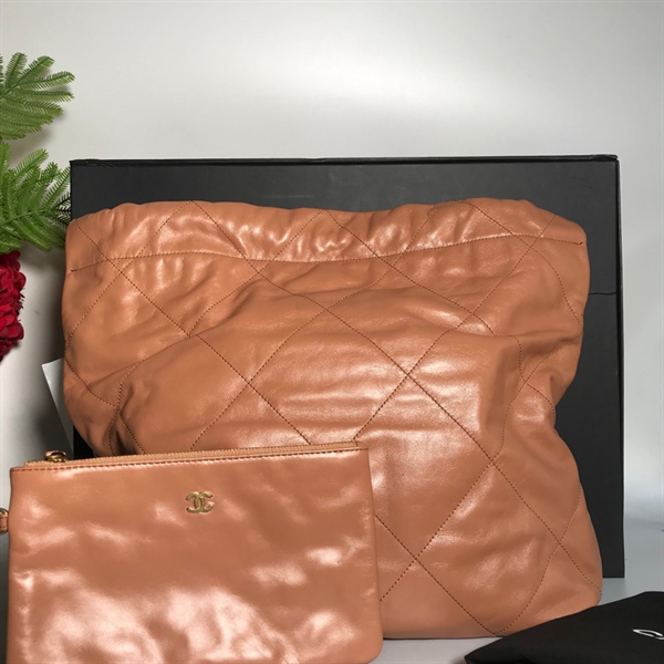 Túi Chanel có pound +